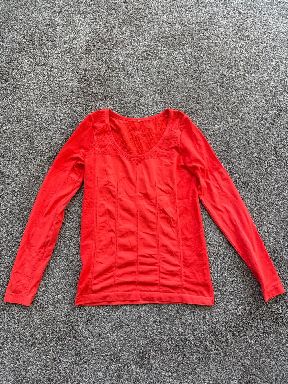 Orange Long-Sleeve Scoop Neck Women's  Medium Athletic Top Unknown Brand EUC